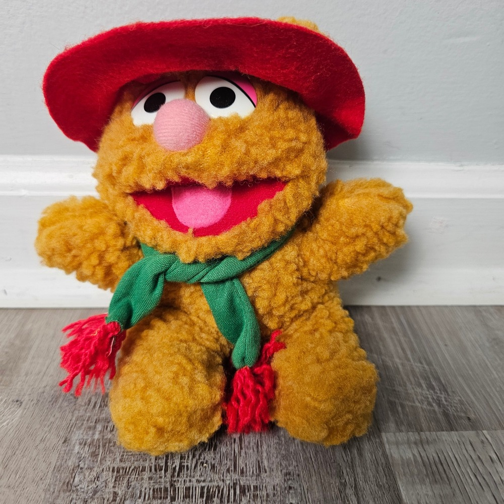 Vintage 1987 McDonalds Muppet Babies Baby Fozzie Christmas Plush‎ 8in